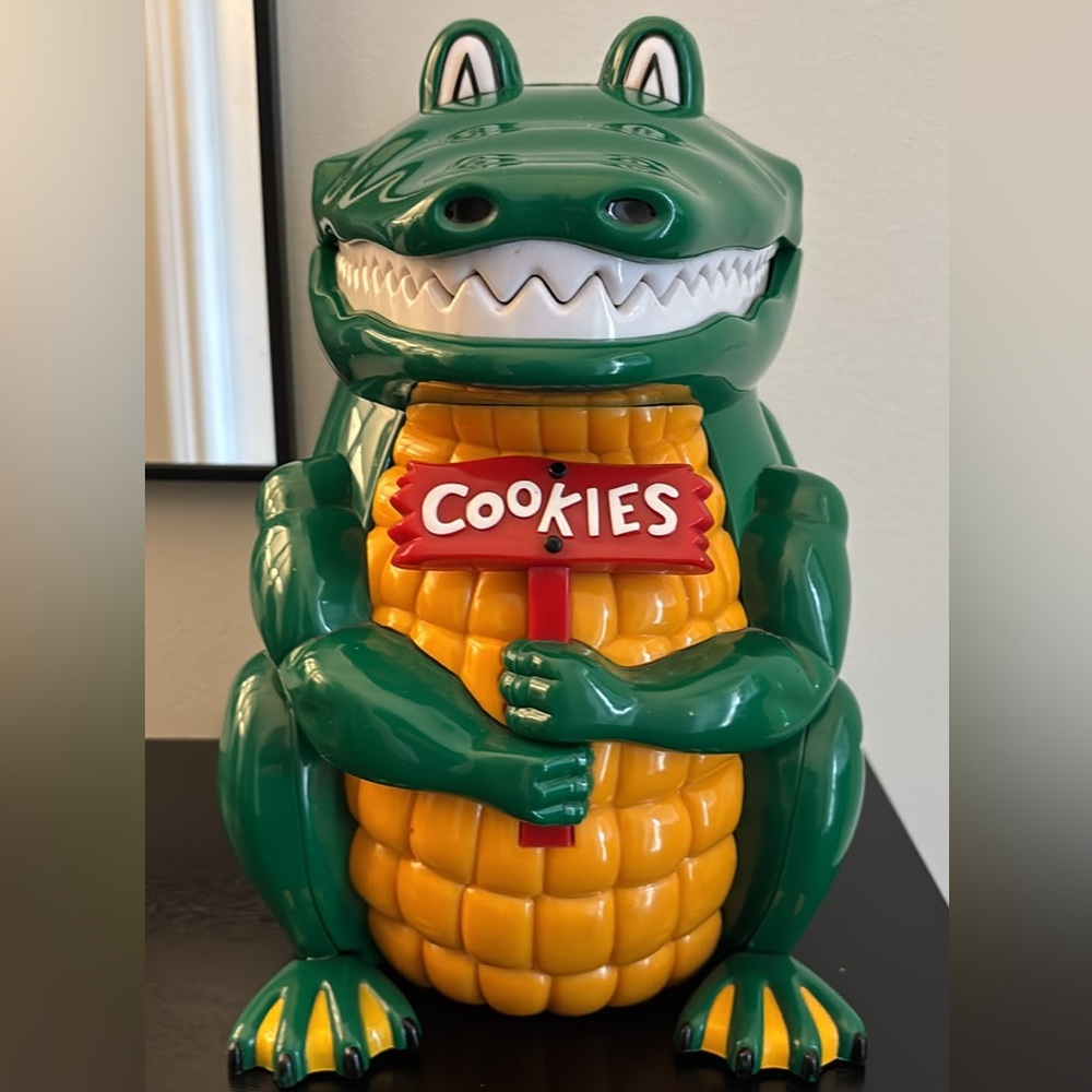 Green and Yellow Talking Alligator Cookie Jar
